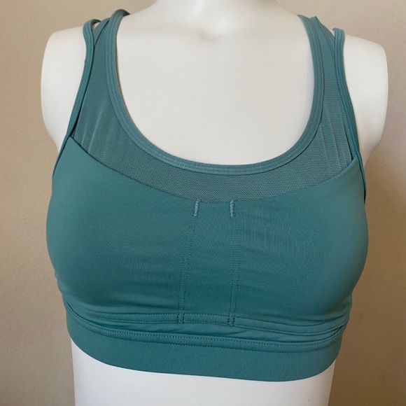 lululemon athletica Tops - Lululemon sport bra. Size 2